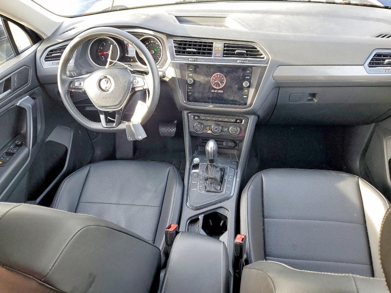 51201596 :رقم المزاد ، 3VV3B7AXXMM069374 vin ، 2021 Volkswagen Tiguan مزاد بيع