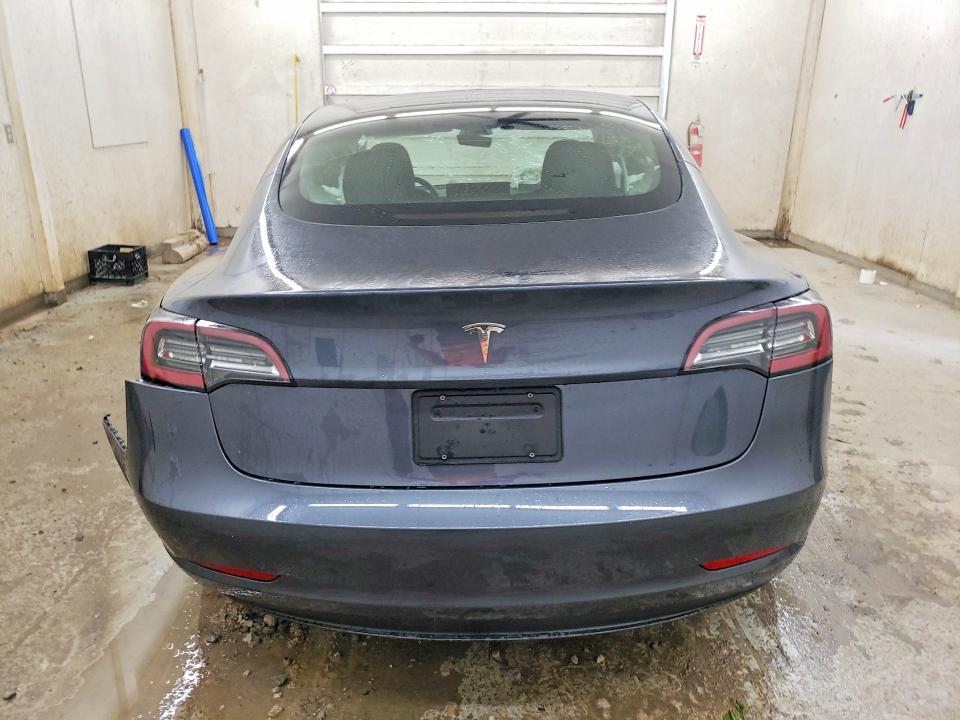 Продажа на аукционе авто 2023 Tesla Model 3, vin: 5YJ3E1EAXPF408376, номер лота: 51121786