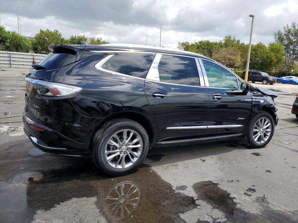 51260526 :رقم المزاد ، 5GAERDKW7NJ185350 vin ، 2022 Buick Enclave مزاد بيع