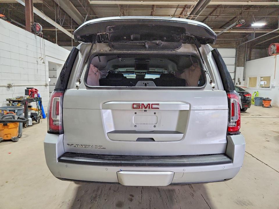 Продаж на аукціоні авто 2018 Gmc Yukon Xl, vin: 1GKS2GKC2JR392676, номер лоту: 49494516
