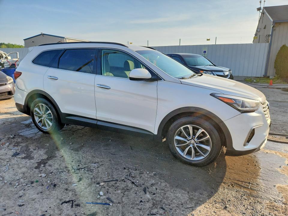 Продаж на аукціоні авто 2017 Hyundai Santa Fe, vin: KM8SMDHF1HU168050, номер лоту: 51021366