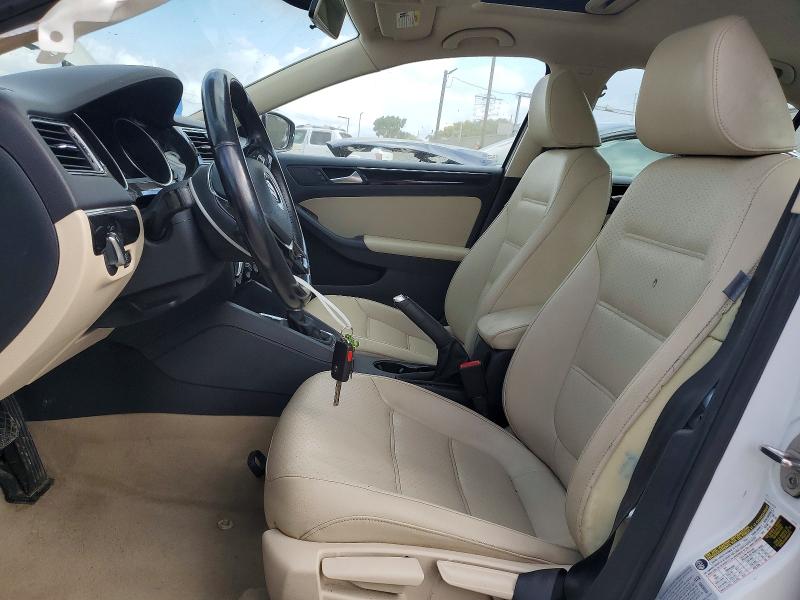 48014366 :رقم المزاد ، 3VWL17AJ4GM233331 vin ، 2016 Volkswagen Jetta مزاد بيع