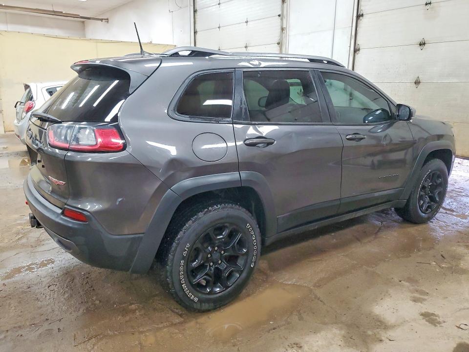 48158206 :رقم المزاد ، 1C4PJMBN3KD178072 vin ، 2019 Jeep Cherokee مزاد بيع