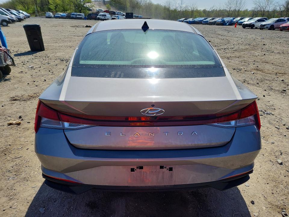 49363886 :رقم المزاد ، KMHLM4AG3NU353400 vin ، 2022 Hyundai Elantra مزاد بيع