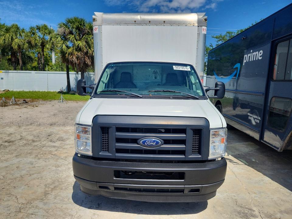 2022 Ford Econoline მანქანა იყიდება აუქციონზე, vin: 1FDXE4FN5NDC09840, აუქციონის ნომერი: 50319516