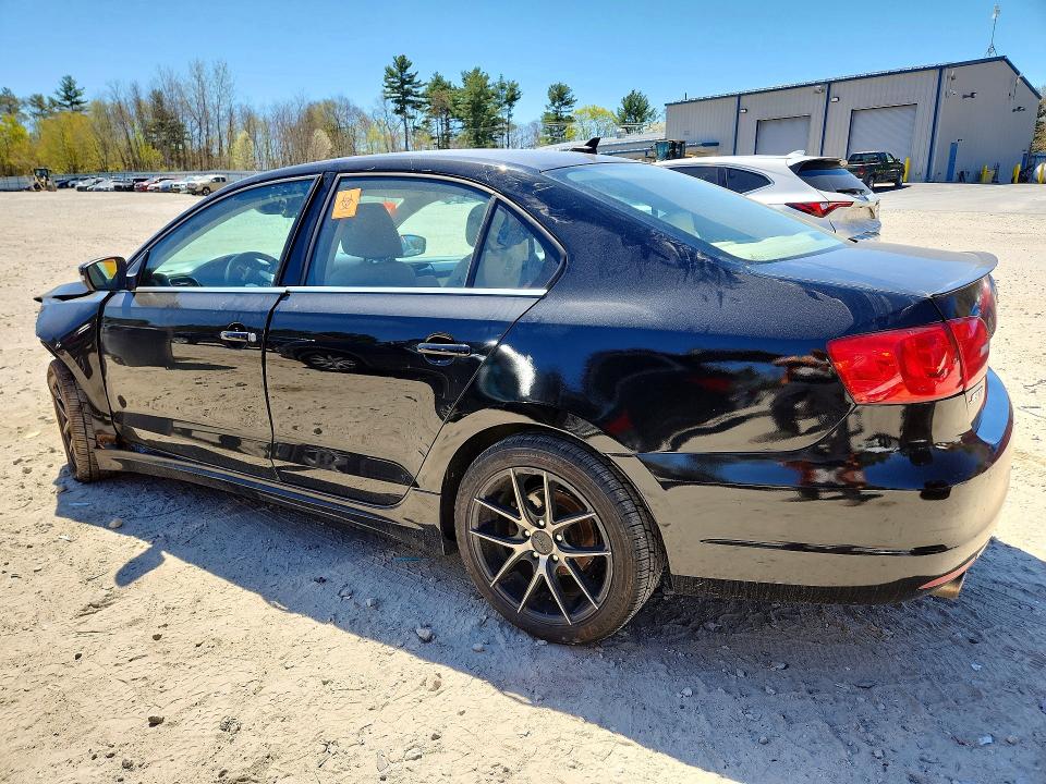 2011 Volkswagen Jetta მანქანა იყიდება აუქციონზე, vin: 3VWLX7AJ1BM300331, აუქციონის ნომერი: 50695046