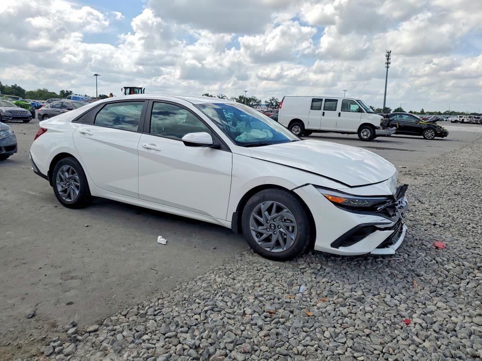Продаж на аукціоні авто 2024 Hyundai Elantra, vin: KMHLM4DG8RU798619, номер лоту: 49586486