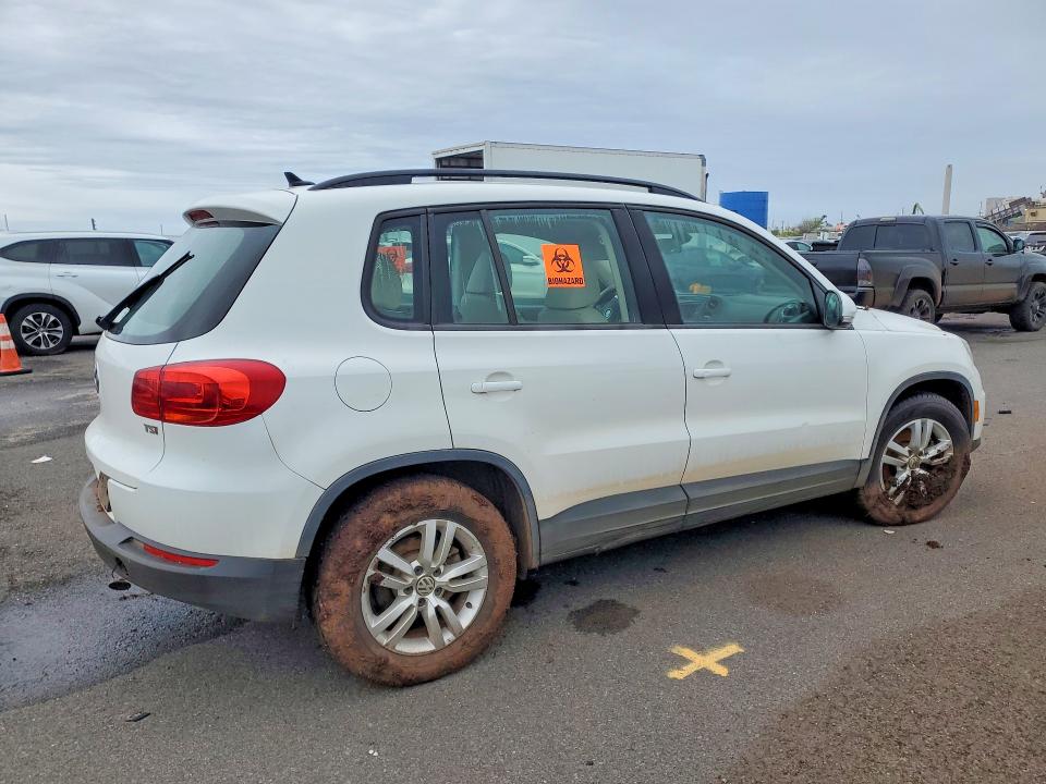 Продаж на аукціоні авто 2017 Volkswagen Tiguan, vin: WVGAV7AX4HK000072, номер лоту: 48637226