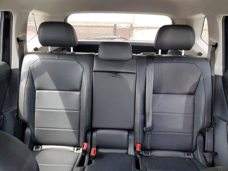 48537026 :رقم المزاد ، 3VV2B7AX6KM182862 vin ، 2019 Volkswagen Tiguan مزاد بيع