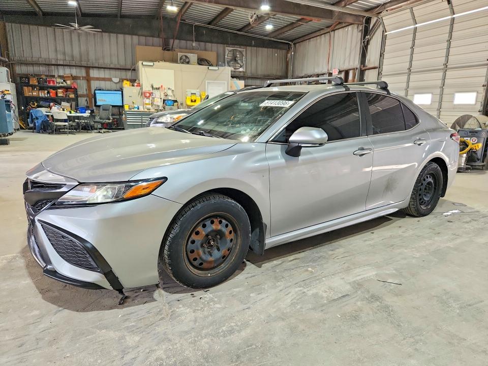 Продаж на аукціоні авто 2018 Toyota Camry, vin: 4T1B11HK0JU619818, номер лоту: 51413096