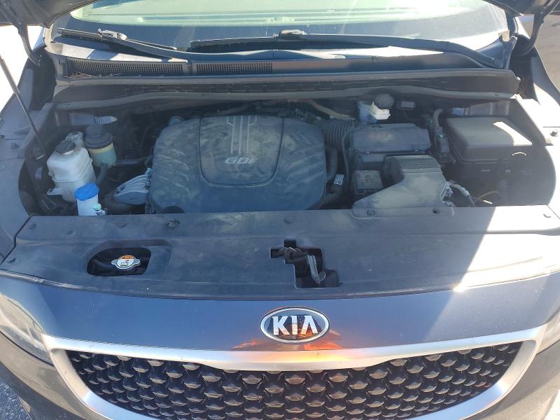 51458296 :رقم المزاد ، KNDMB5C19H6306362 vin ، 2017 Kia Sedona مزاد بيع