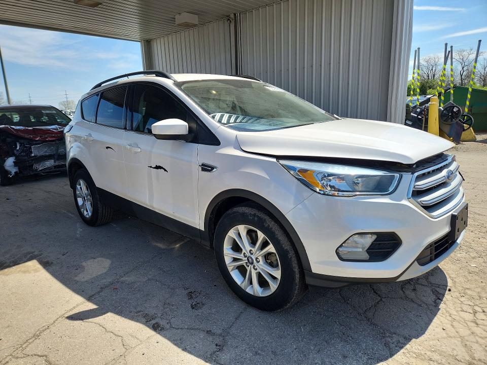 Продаж на аукціоні авто 2018 Ford Escape, vin: 1FMCU9GD1JUA90151, номер лоту: 50494666