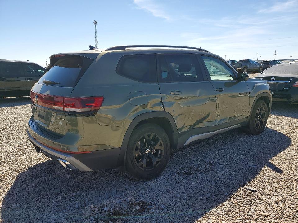 2024 Volkswagen Atlas მანქანა იყიდება აუქციონზე, vin: 1V2GR2CAXRC572143, აუქციონის ნომერი: 48284166