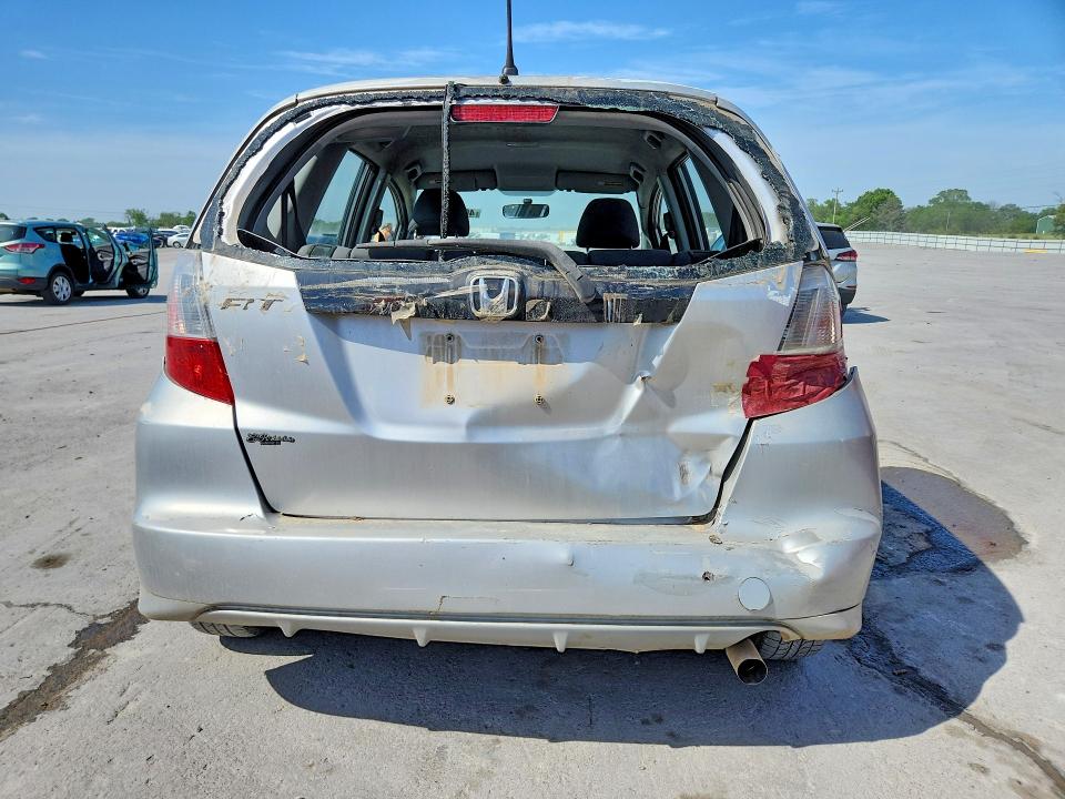 46205036 :رقم المزاد ، JHMGE8H34BS002871 vin ، 2011 Honda Fit مزاد بيع