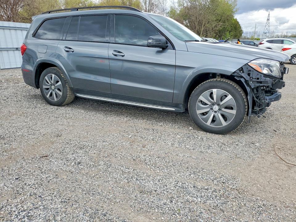51465886 :رقم المزاد ، 4JGDF6EE7HA831147 vin ، 2017 Mercedes-benz Gls مزاد بيع