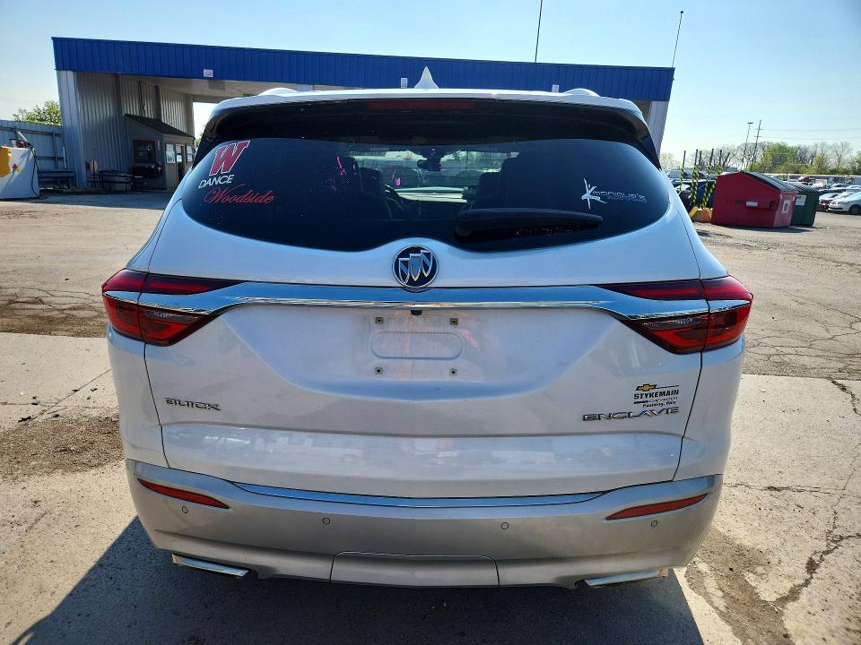 Продаж на аукціоні авто 2018 Buick Enclave, vin: 5GAERCKW4JJ133551, номер лоту: 51011806