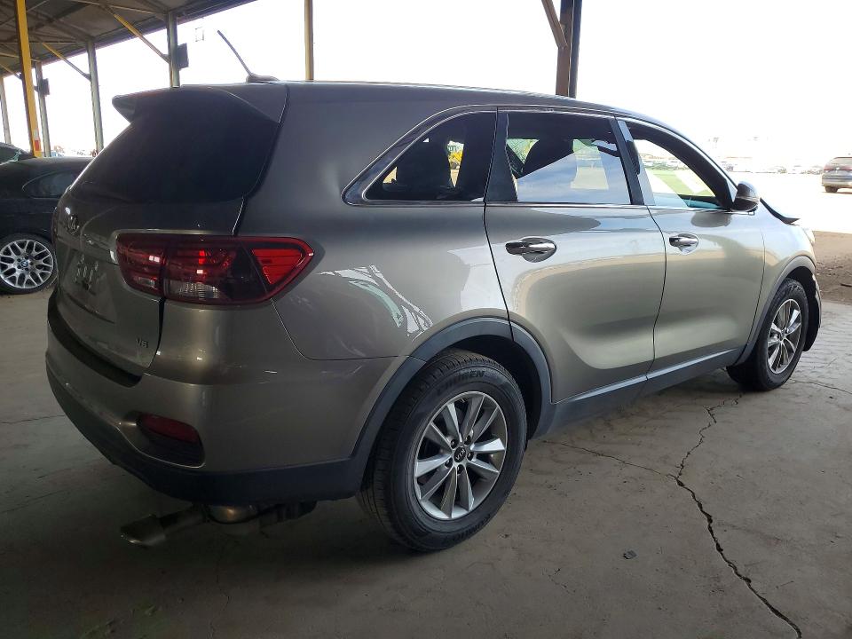 2019 Kia Sorento მანქანა იყიდება აუქციონზე, vin: 5XYPG4A5XKG446648, აუქციონის ნომერი: 49506406