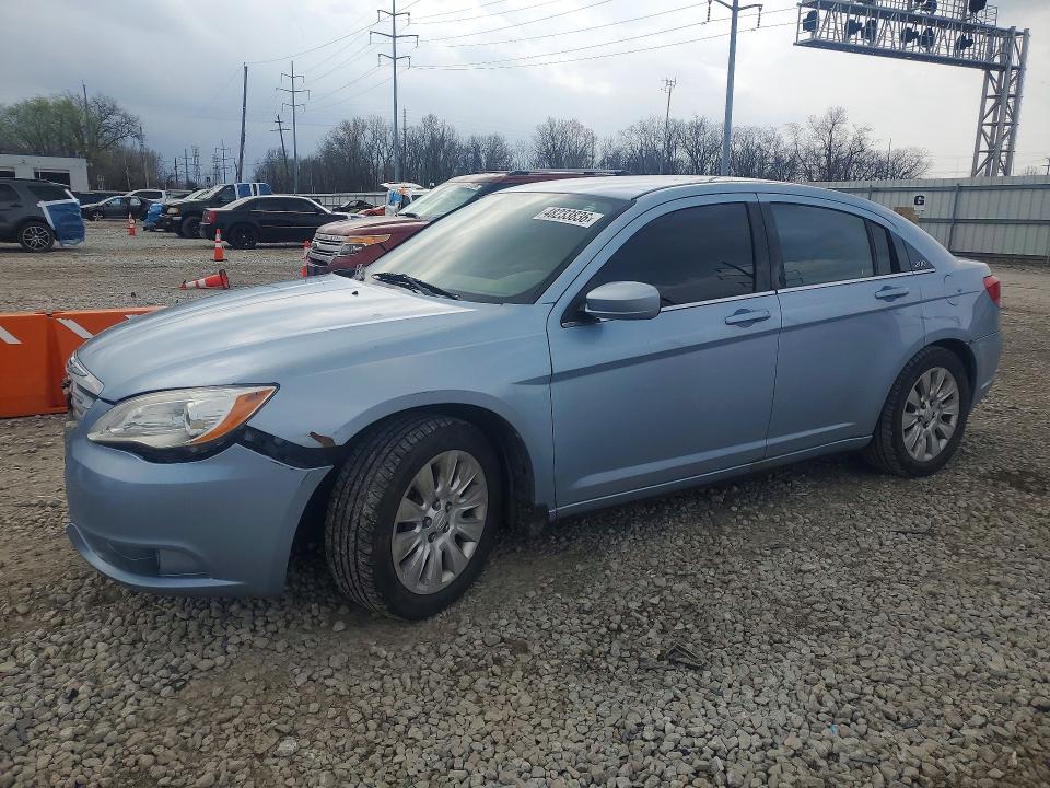 48233836 :رقم المزاد ، 1C3CCBAB7DN641840 vin ، 2013 Chrysler 200 مزاد بيع