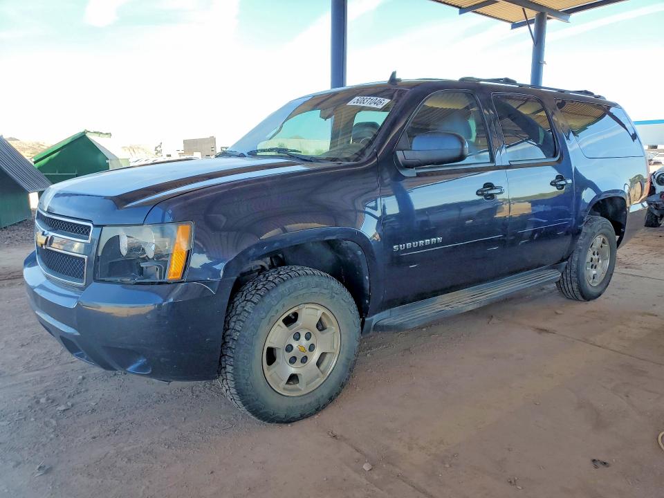 2013 Chevrolet Suburban მანქანა იყიდება აუქციონზე, vin: 1GNSCHE02DR212835, აუქციონის ნომერი: 50831046