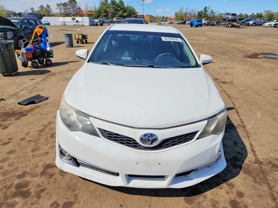 2014 Toyota Camry მანქანა იყიდება აუქციონზე, vin: 4T1BF1FKXEU758008, აუქციონის ნომერი: 50796036