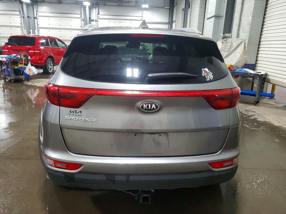 48532736 :رقم المزاد ، KNDPMCAC7H7053682 vin ، 2017 Kia Sportage مزاد بيع