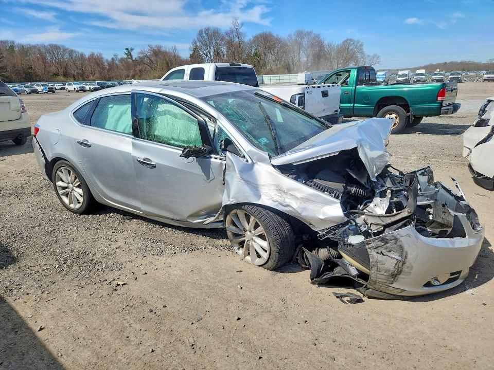 Продажа на аукционе авто 2013 Buick Verano, vin: 1G4PS5SK2D4252315, номер лота: 49756176