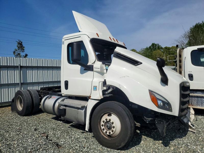 73581015 :رقم المزاد ، 3AKBHKDV2RSUU5089 vin ، 2024 Freightliner Cascadia 126 مزاد بيع