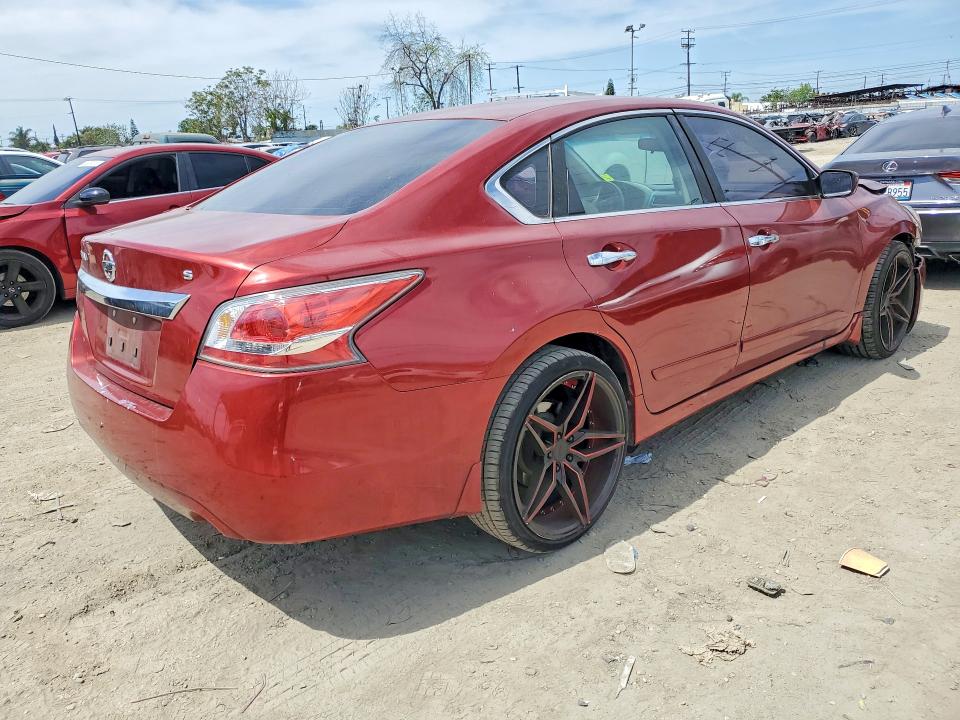 Продаж на аукціоні авто 2015 Nissan Altima, vin: 1N4AL3AP9FN921370, номер лоту: 48698666