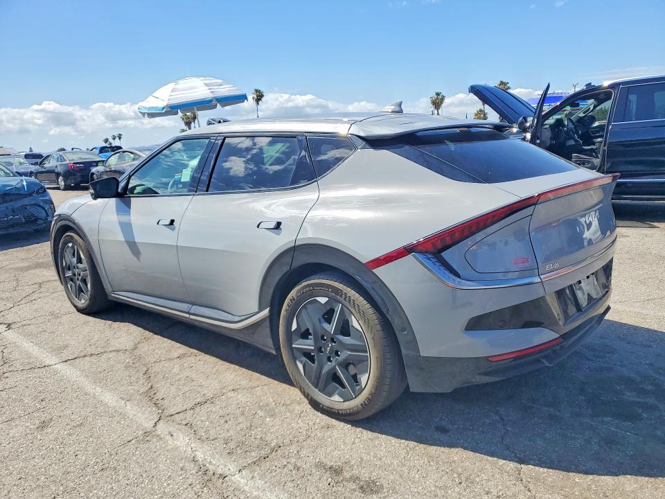 2025 Kia Ev6 მანქანა იყიდება აუქციონზე, vin: 5XYC34JA7SG012128, აუქციონის ნომერი: 51163836