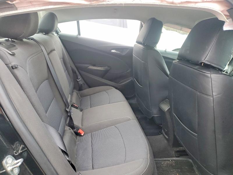 48424826 :رقم المزاد ، 1G1BE5SM1J7241283 vin ، 2018 Chevrolet Cruze مزاد بيع