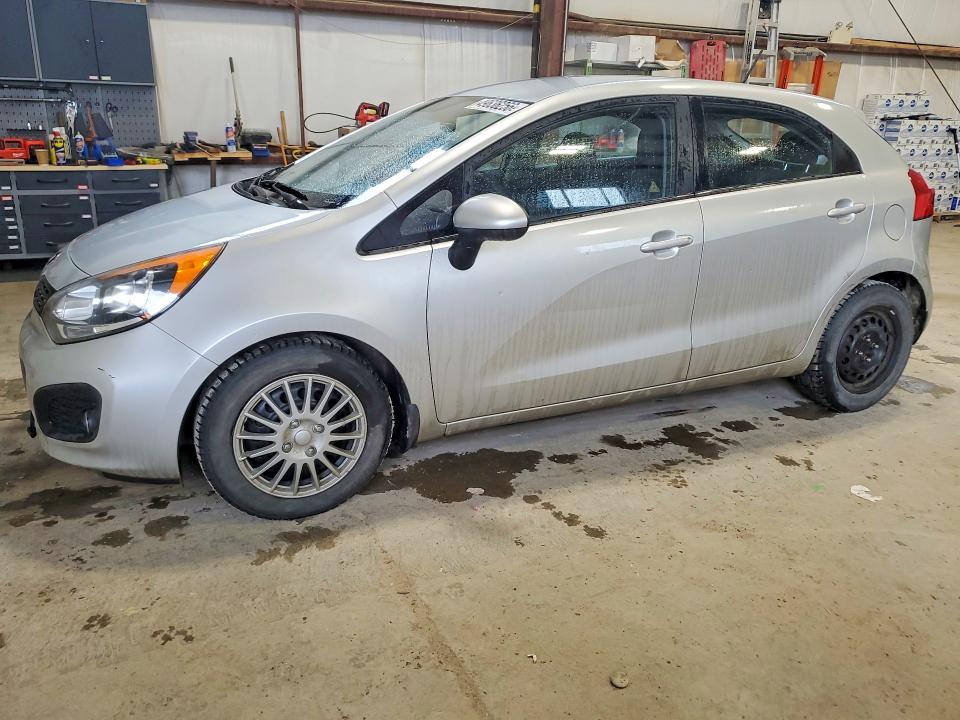 49636256 :رقم المزاد ، KNADM5A33D6873947 vin ، 2013 Kia Rio مزاد بيع