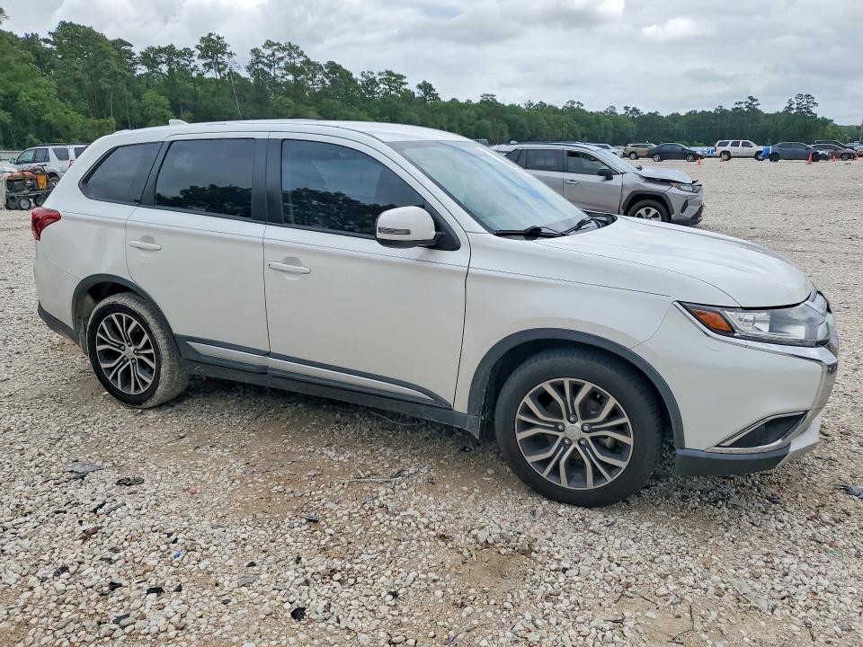 Продажа на аукционе авто 2018 Mitsubishi Outlander, vin: JA4AD3A38JZ006235, номер лота: 49761746
