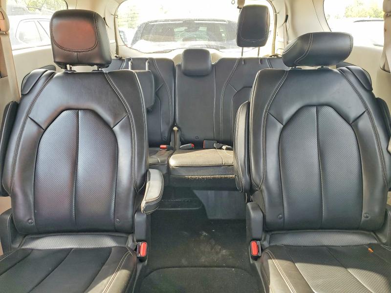 51831836 :رقم المزاد ، 2C4RC1DG0MR515202 vin ، 2021 Chrysler Voyager مزاد بيع