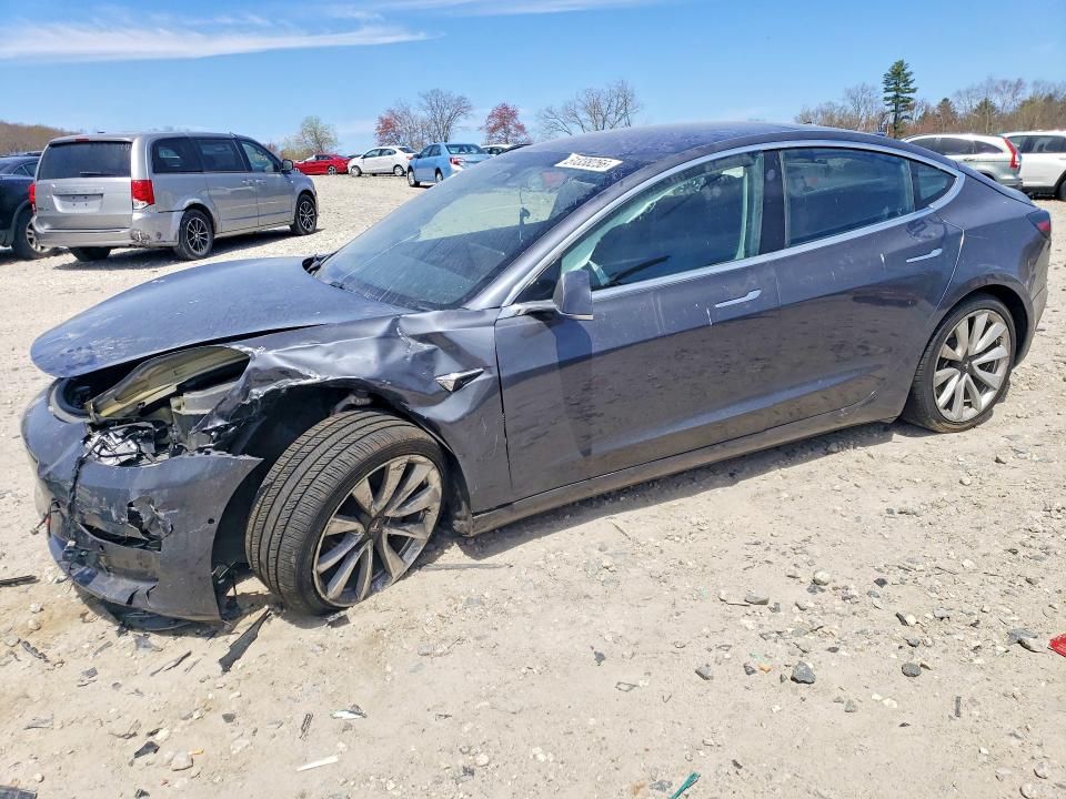 Продажа на аукционе авто 2018 Tesla Model 3, vin: 5YJ3E1EB7JF185746, номер лота: 51338256