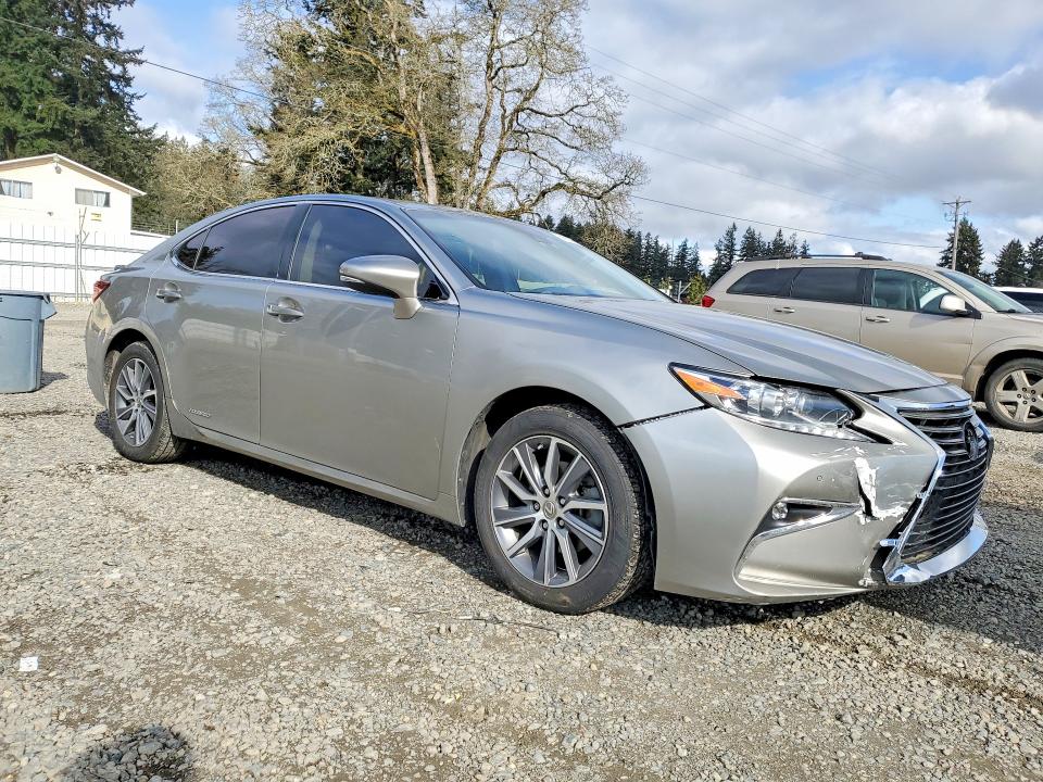 2017 Lexus Es 300h მანქანა იყიდება აუქციონზე, vin: JTHBW1GG9H2135430, აუქციონის ნომერი: 48641346