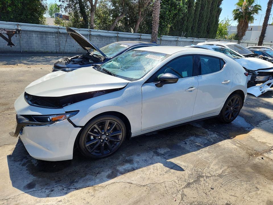 48005556 :رقم المزاد ، JM1BPAKM7S1778061 vin ، 2025 Mazda 3 مزاد بيع