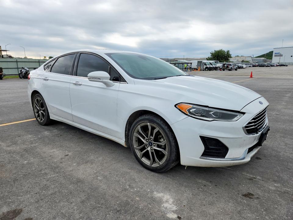 51587556 :رقم المزاد ، 3FA6P0CDXLR151328 vin ، 2020 Ford Fusion مزاد بيع