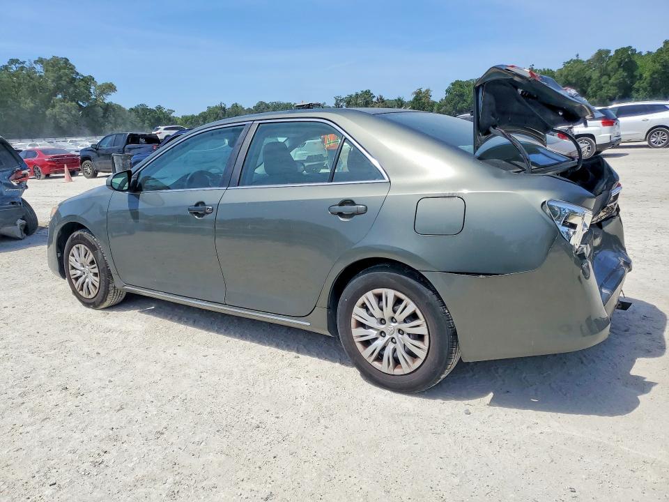 50320416 :رقم المزاد ، 4T4BF1FK2CR251364 vin ، 2012 Toyota Camry مزاد بيع