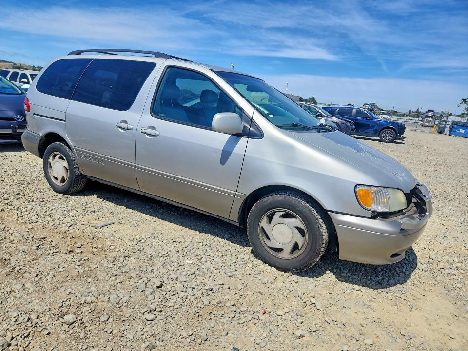 49633176 :رقم المزاد ، 4T3ZF13C92U469829 vin ، 2002 Toyota Sienna مزاد بيع