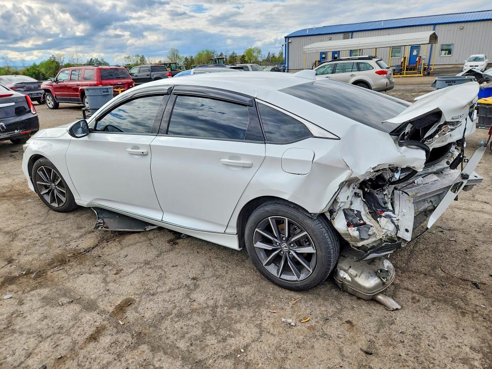 Продажа на аукционе авто 2022 Honda Accord, vin: 1HGCV1F56NA026886, номер лота: 52041396