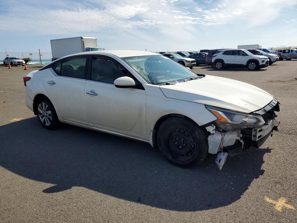 50637946 :رقم المزاد ، 1N4BL4BV7KC159394 vin ، 2019 Nissan Altima مزاد بيع