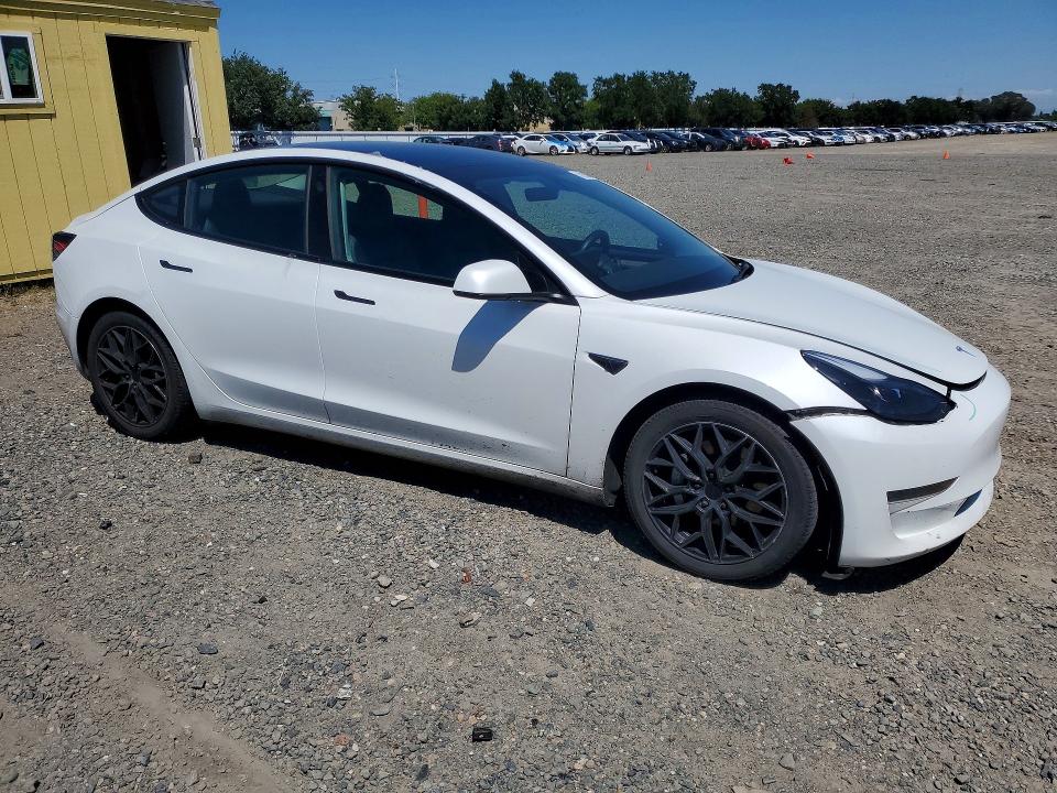 Продажа на аукционе авто 2023 Tesla Model 3, vin: 5YJ3E1EAXPF430250, номер лота: 51903486