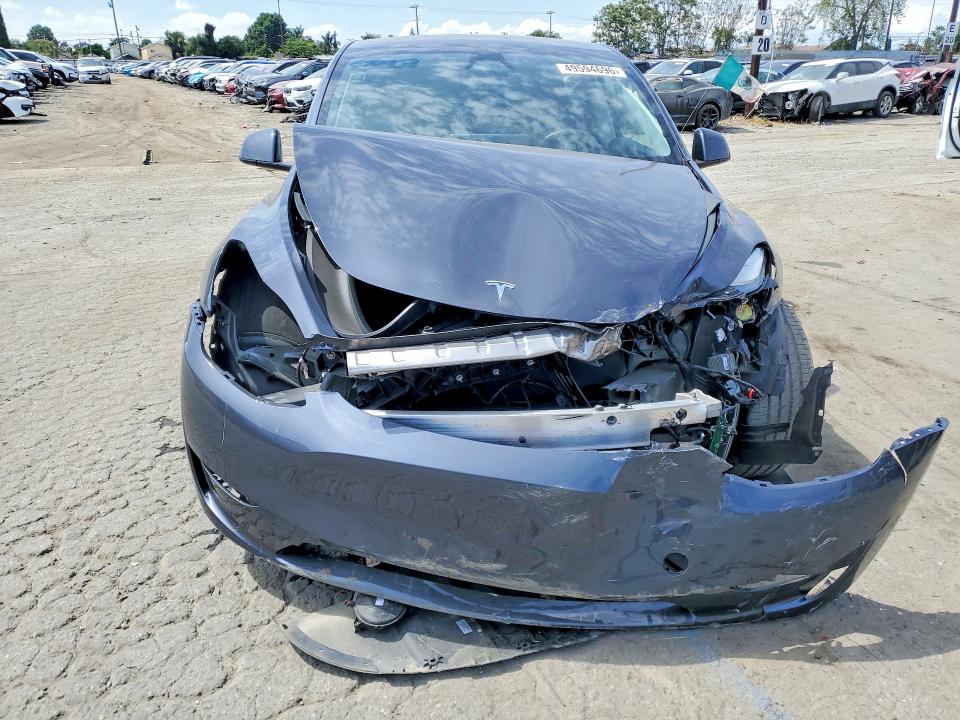 2024 Tesla Model Y მანქანა იყიდება აუქციონზე, vin: 7SAYGDEE0RA217220, აუქციონის ნომერი: 49594696