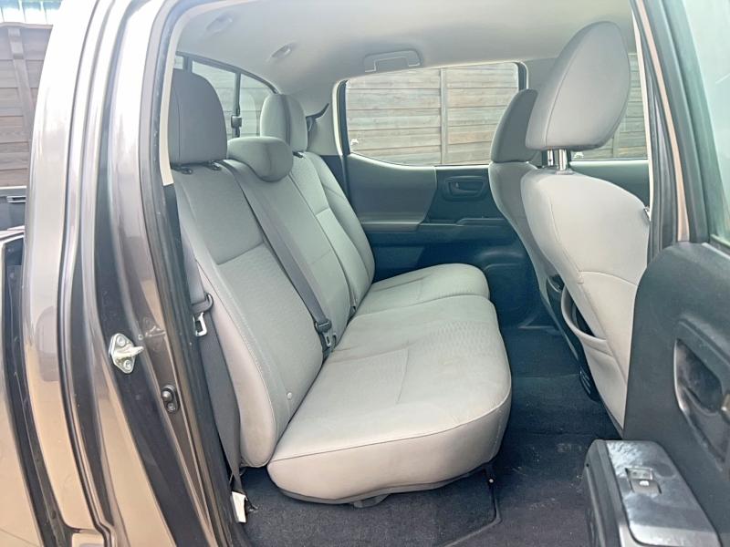 Продаж на аукціоні авто 2018 Toyota Tacoma, vin: 5TFAX5GN7JX104508, номер лоту: 50700266