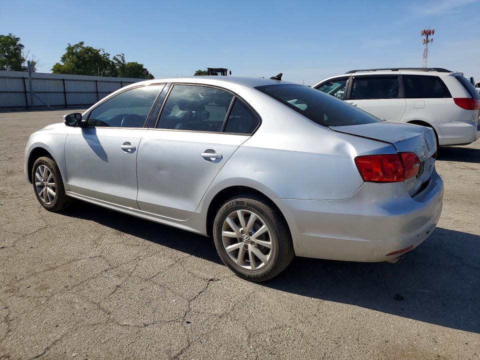49945666 :رقم المزاد ، 3VWDZ7AJ3BM315542 vin ، 2011 Volkswagen Jetta مزاد بيع