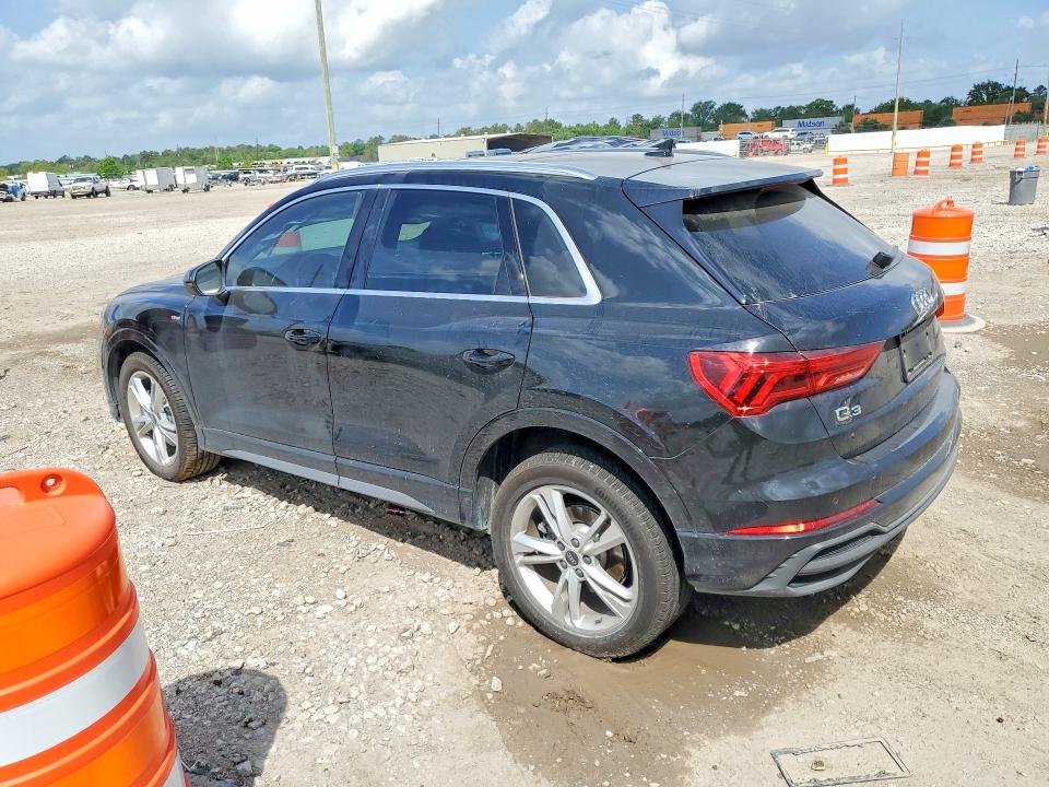 49928546 :رقم المزاد ، WA1EECF30P1153096 vin ، 2023 Audi Q3 مزاد بيع