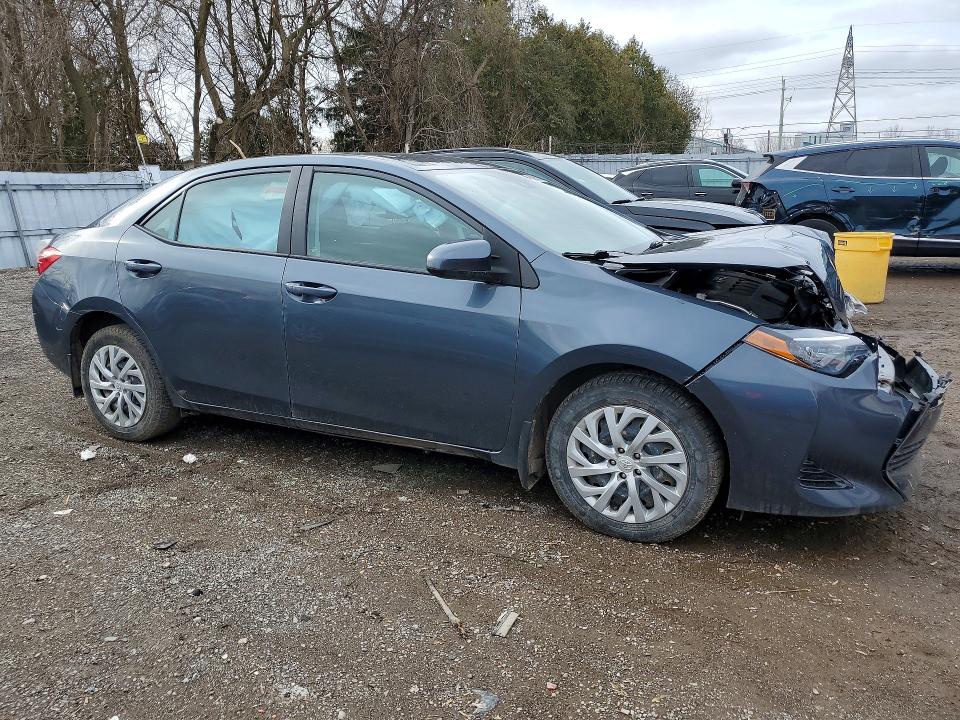47610416 :رقم المزاد ، 2T1BURHE7HC890001 vin ، 2017 Toyota Corolla مزاد بيع