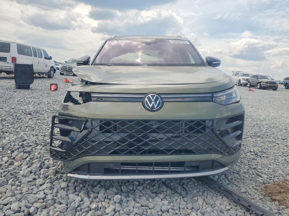 50964226 :رقم المزاد ، 3VVLR7RM3SM024392 vin ، 2025 Volkswagen Tiguan مزاد بيع