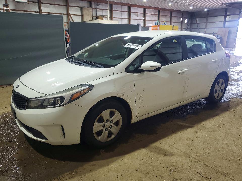50851936 :رقم المزاد ، KNAFK5A82H5684499 vin ، 2017 Kia Forte مزاد بيع
