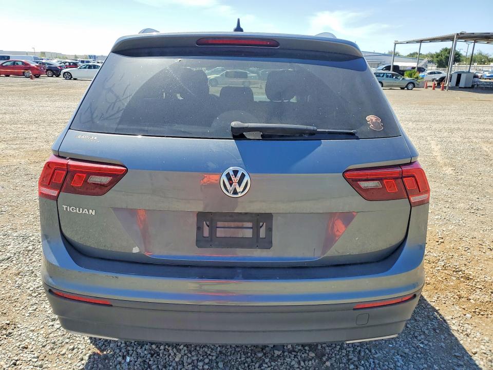 49514696 :رقم المزاد ، 3VV1B7AX2LM165327 vin ، 2020 Volkswagen Tiguan مزاد بيع